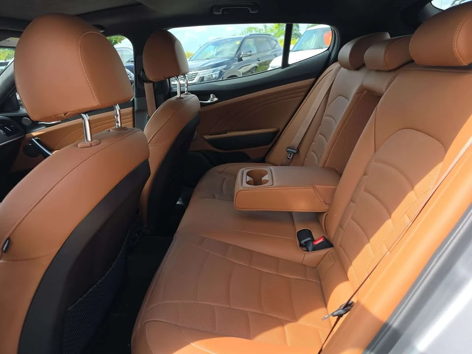 2023 Kia Stinger - Image 13 of 20