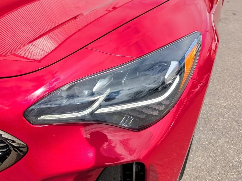 2023 Kia Stinger - Image 9 of 20