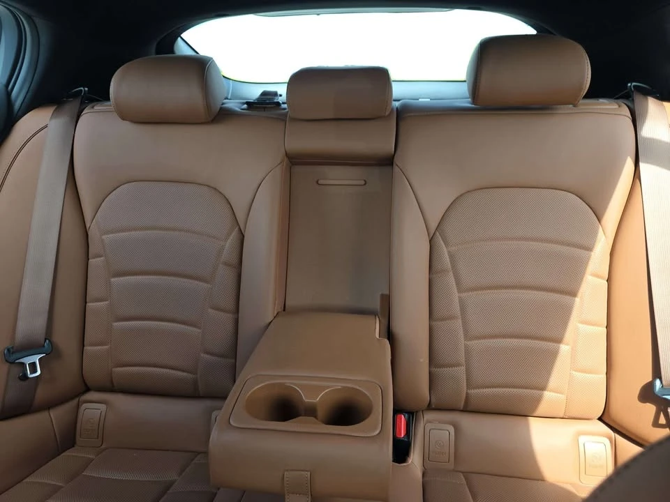 2023 Kia Stinger - Image 16 of 20