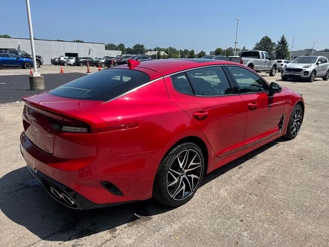 2023 Kia Stinger - Image 5 of 16
