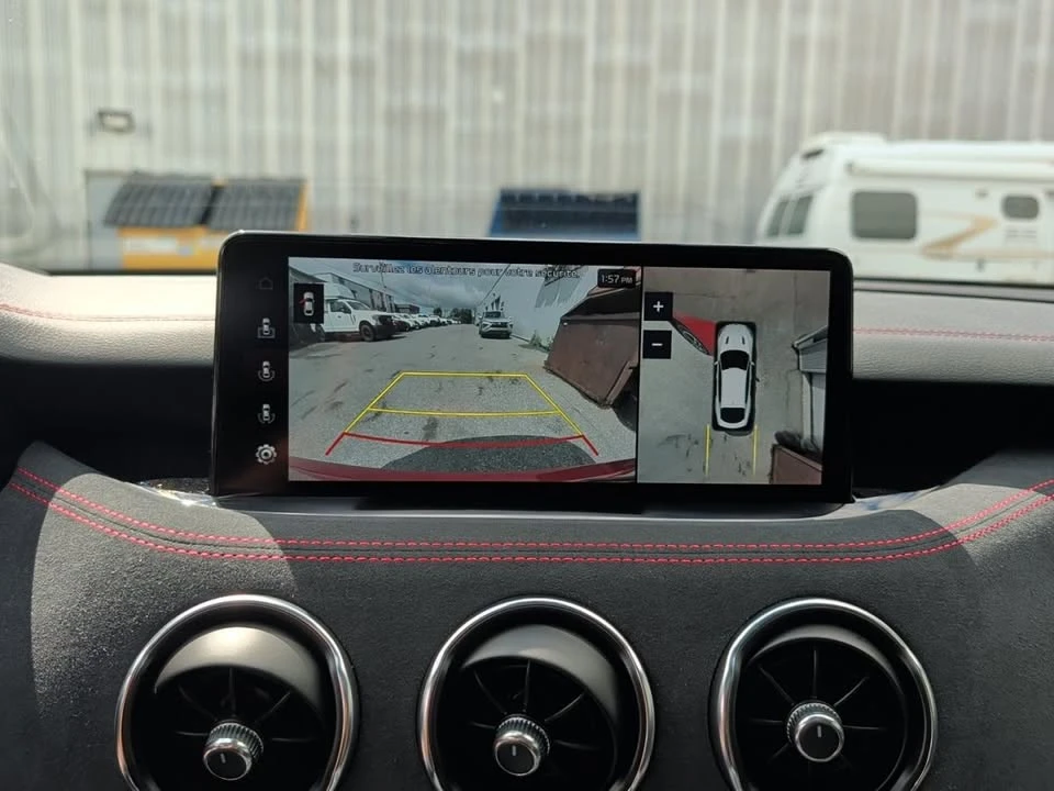 2023 Kia Stinger - Image 17 of 20
