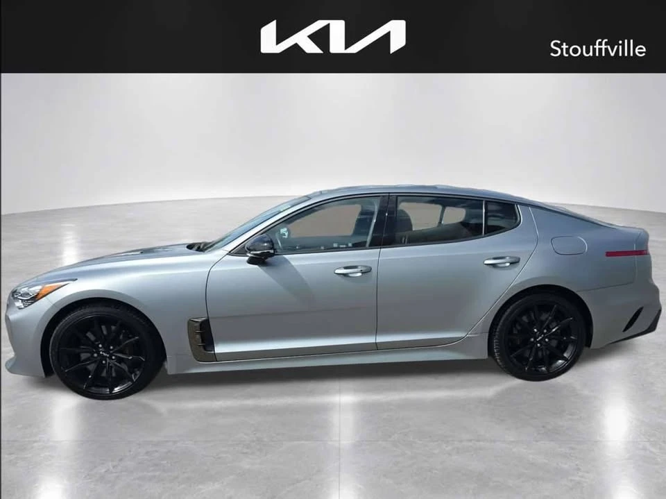 2023 Kia Stinger - Image 10 of 20