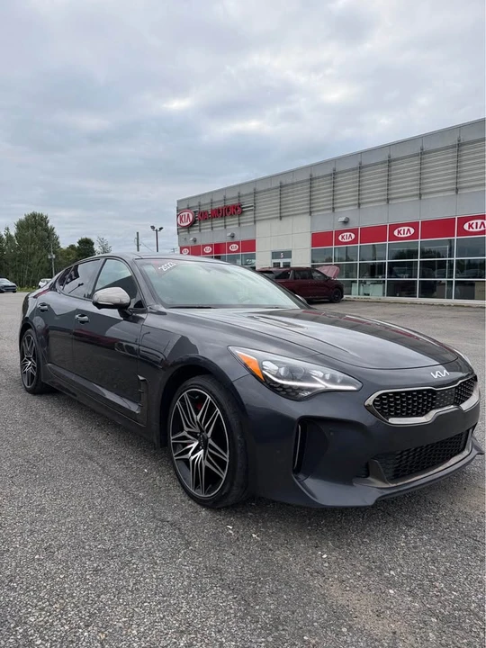 2023 Kia Stinger - Image 3 of 10