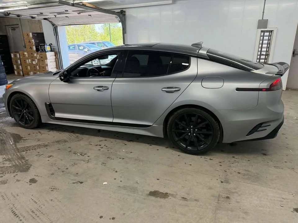 2023 Kia Stinger - Image 4 of 10