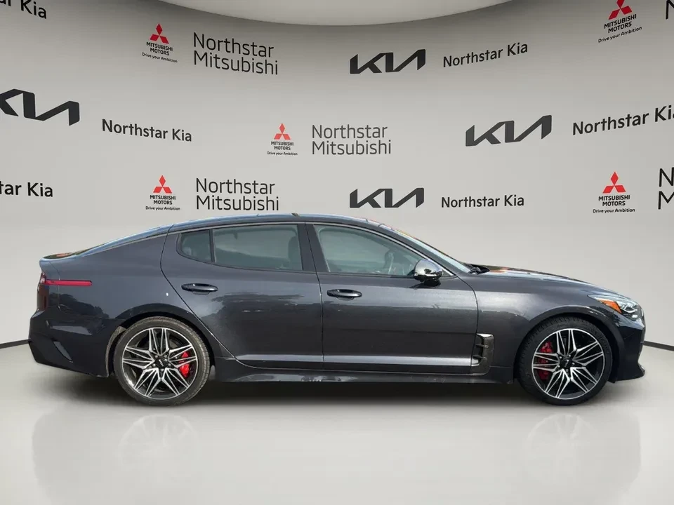 2023 Kia Stinger - Image 9 of 20