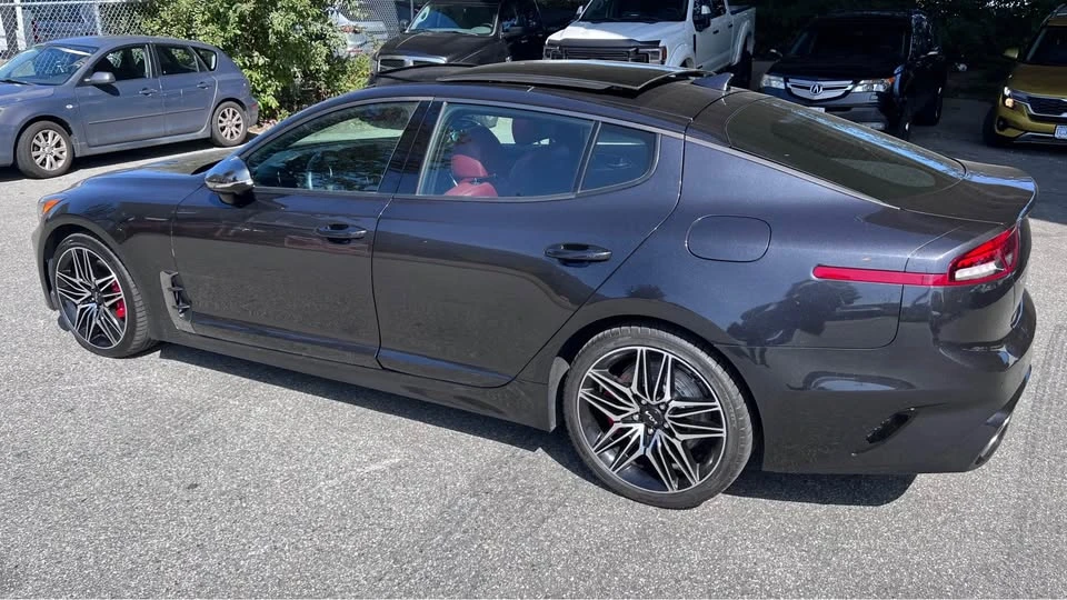 2023 Kia Stinger - Image 6 of 15