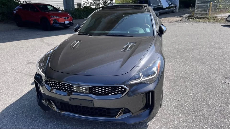 2023 Kia Stinger - Image 3 of 15