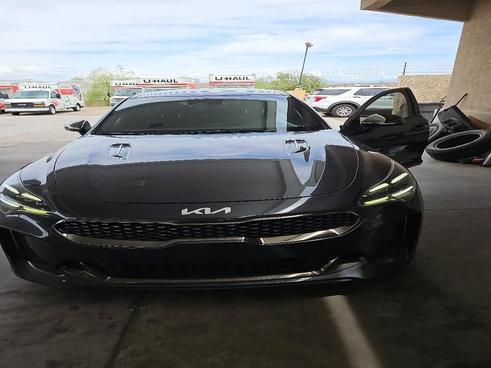 2023 Kia Stinger - Image 2 of 3