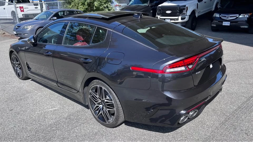 2023 Kia Stinger - Image 7 of 15