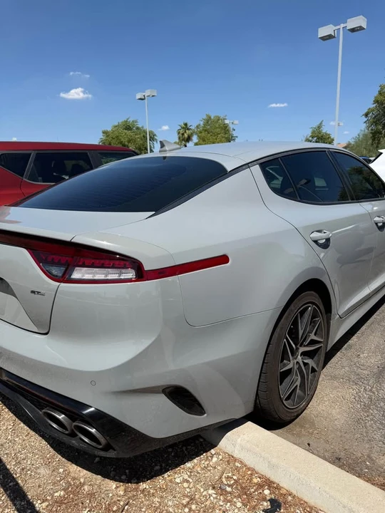 2023 Kia Stinger - Image 5 of 9