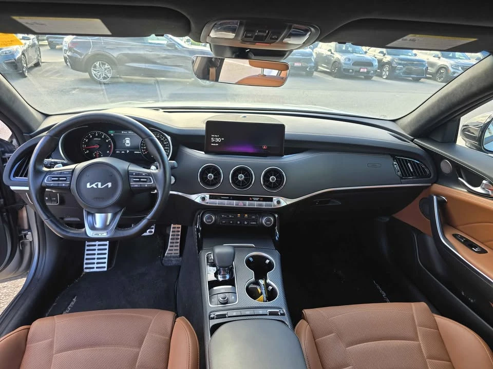 2023 Kia Stinger - Image 8 of 11