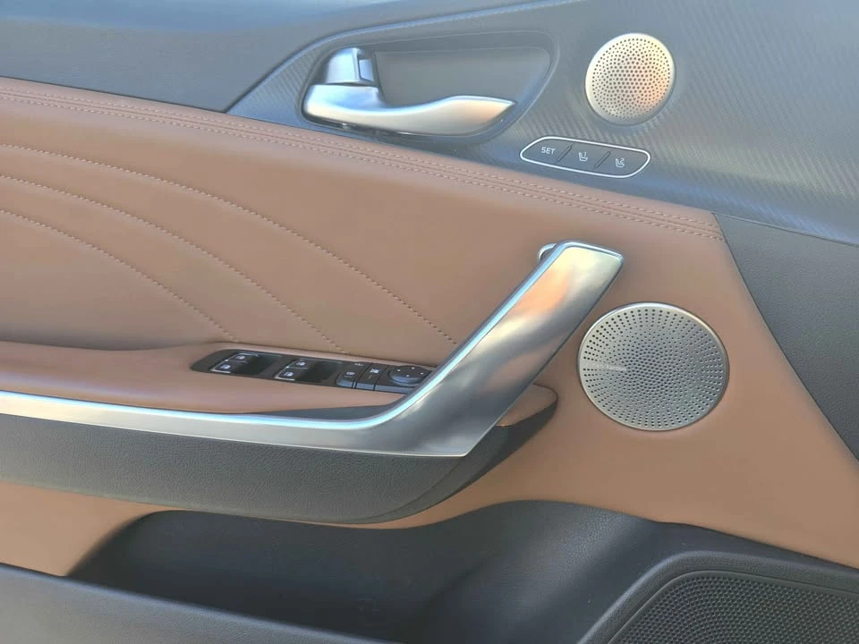 2023 Kia Stinger - Image 11 of 11