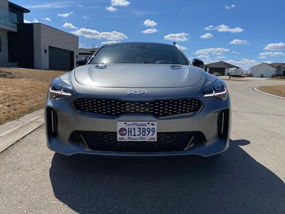 2023 Kia Stinger GT - Image 6 of 31