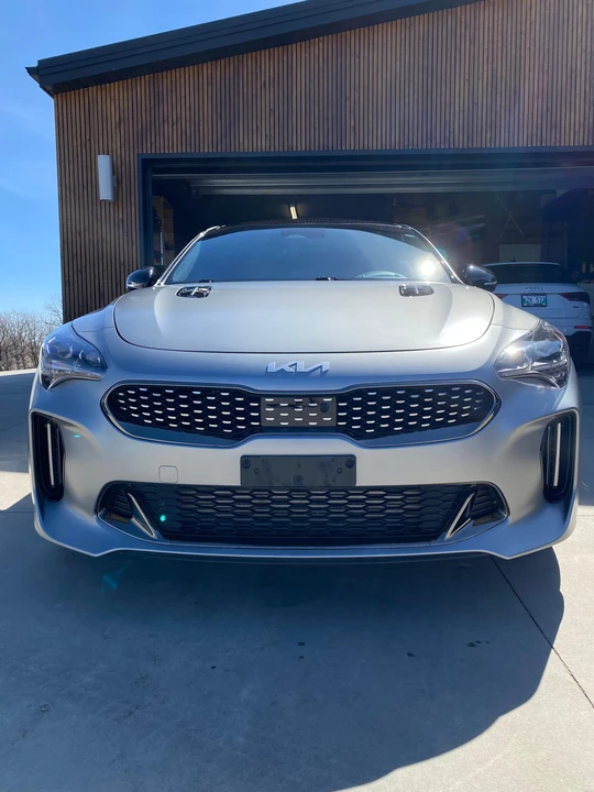 2023 Kia Stinger GT - Image 22 of 31
