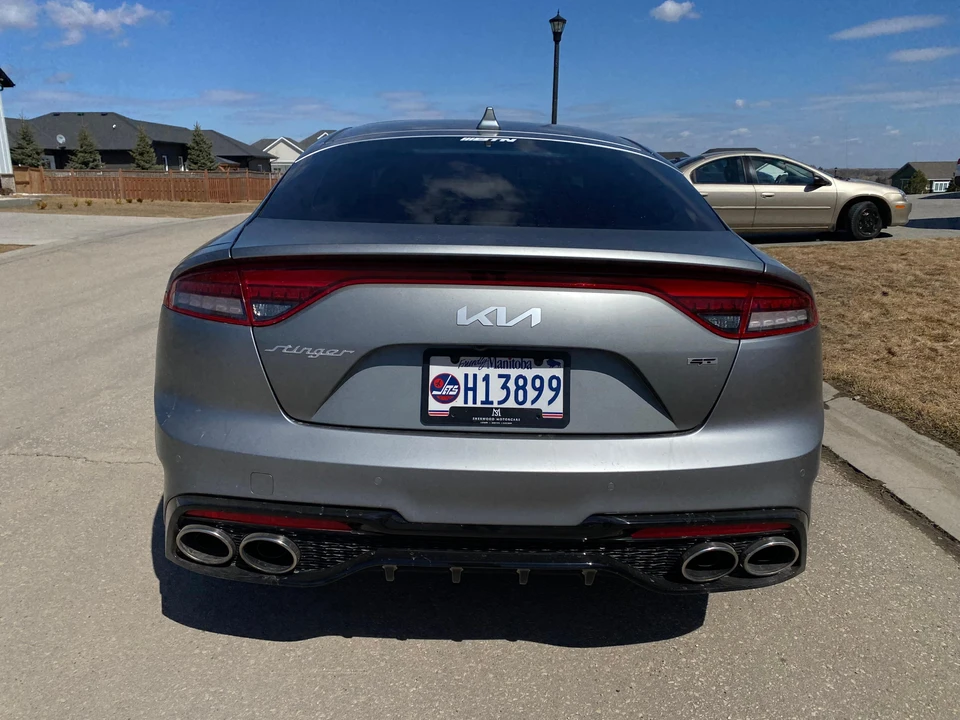 2023 Kia Stinger GT - Image 11 of 31