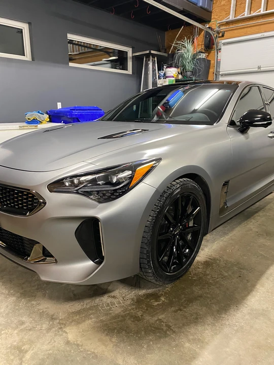 2023 Kia Stinger GT - Image 27 of 31