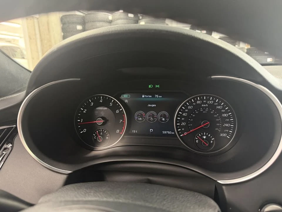 2023 Kia Stinger - Image 19 of 19