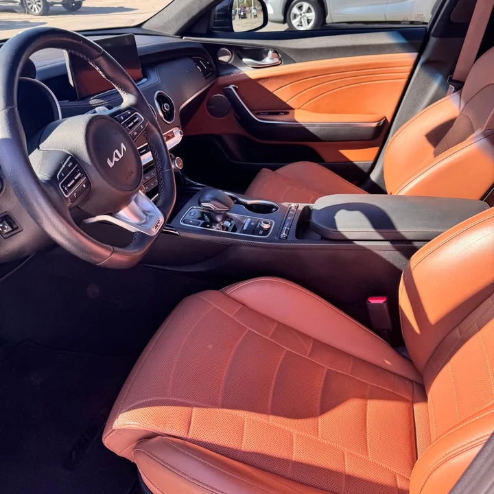 2023 Kia Stinger GT - Image 6 of 9