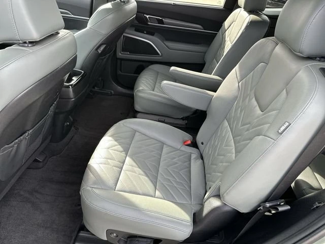 2023 Kia Telluride - Image 10 of 17
