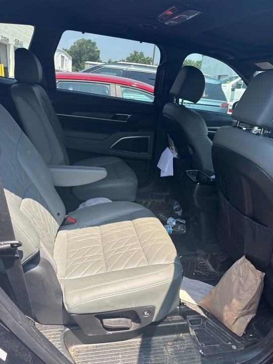 2023 Kia Telluride - Image 4 of 12