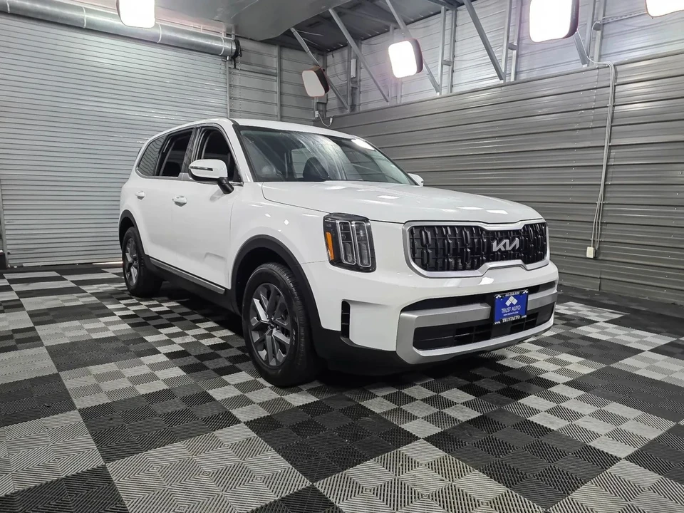 2023 Kia Telluride - Image 4 of 21