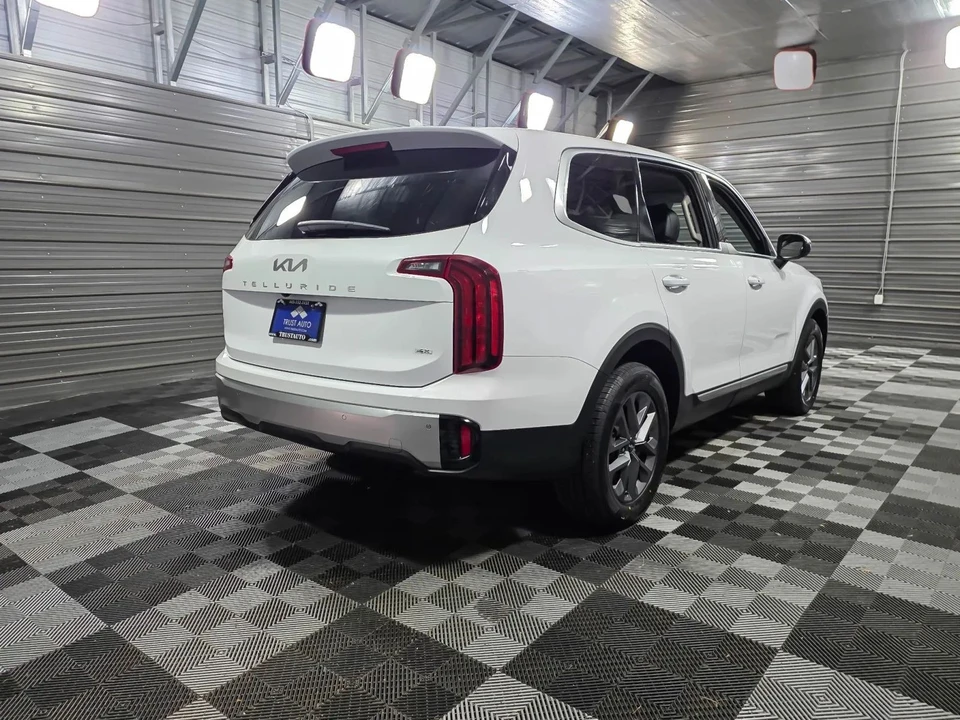 2023 Kia Telluride - Image 5 of 12
