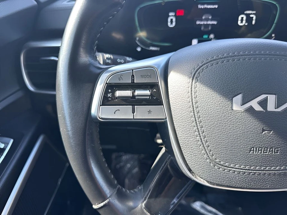 2023 Kia Telluride - Image 14 of 21
