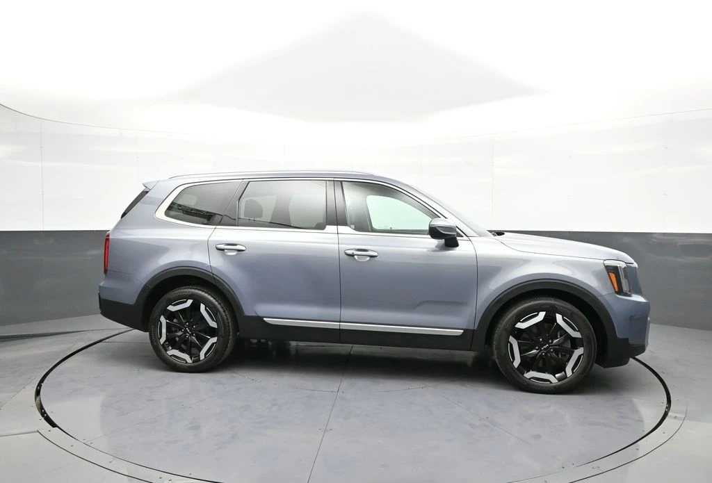 2023 Kia Telluride - Image 5 of 12