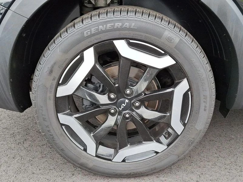 2023 Kia Telluride - Image 8 of 12