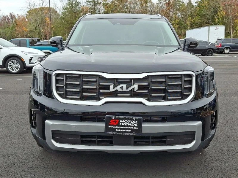 2023 Kia Telluride - Image 2 of 12