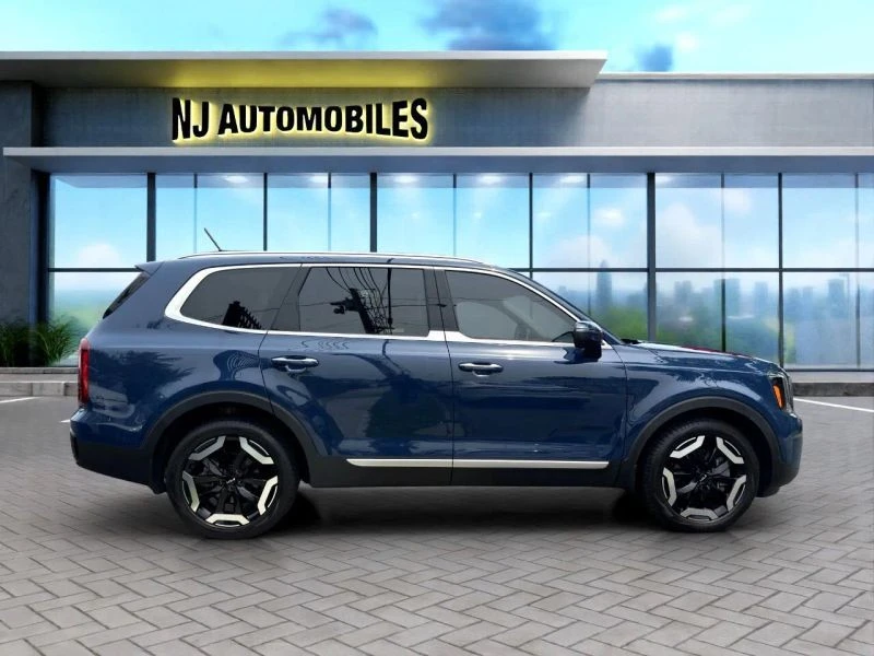 2023 Kia Telluride - Image 8 of 12
