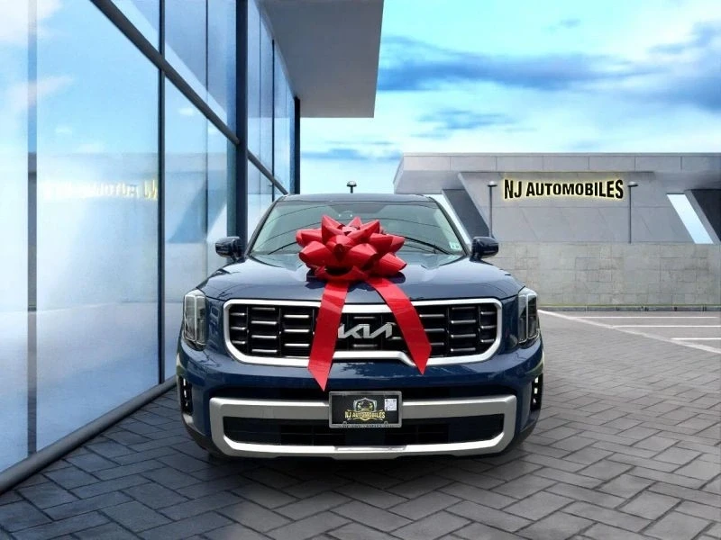 2023 Kia Telluride - Image 2 of 12
