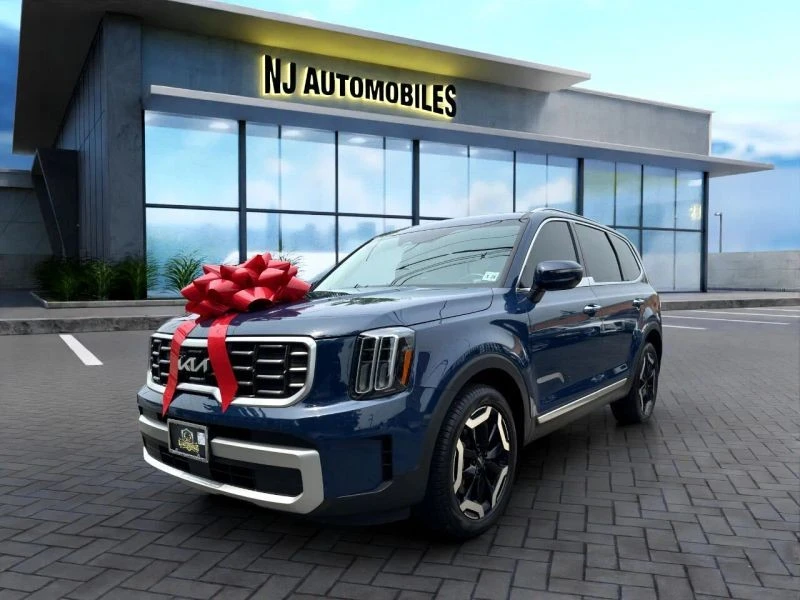 2023 Kia Telluride - Image 3 of 12