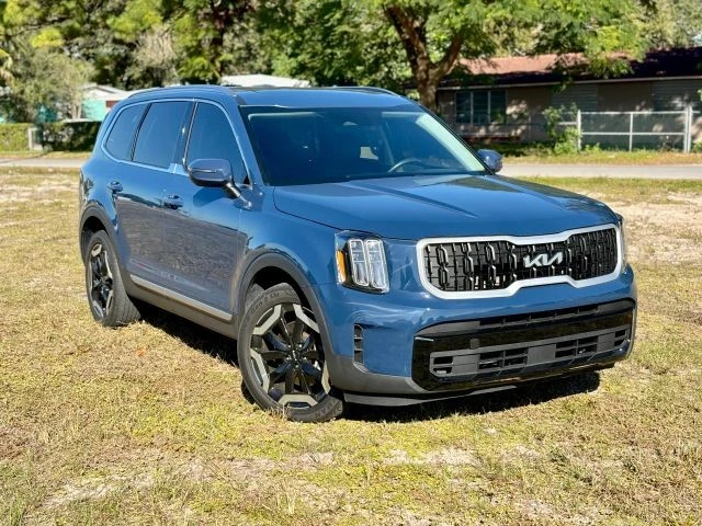 2023 Kia Telluride - Image 3 of 21
