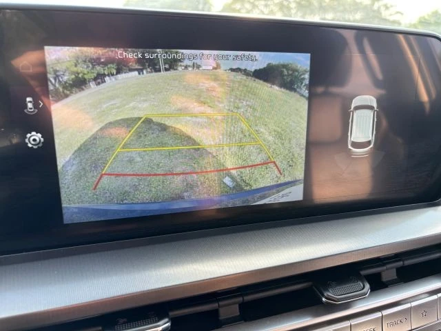 2023 Kia Telluride - Image 16 of 21