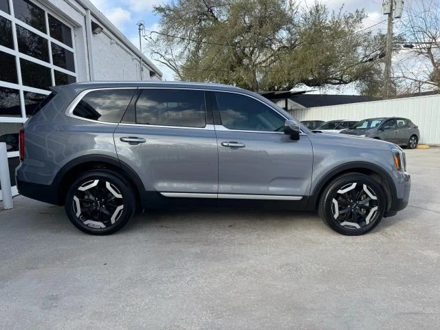2023 Kia Telluride - Image 19 of 21