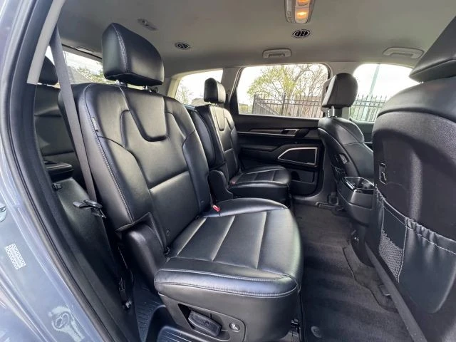 2023 Kia Telluride - Image 12 of 21