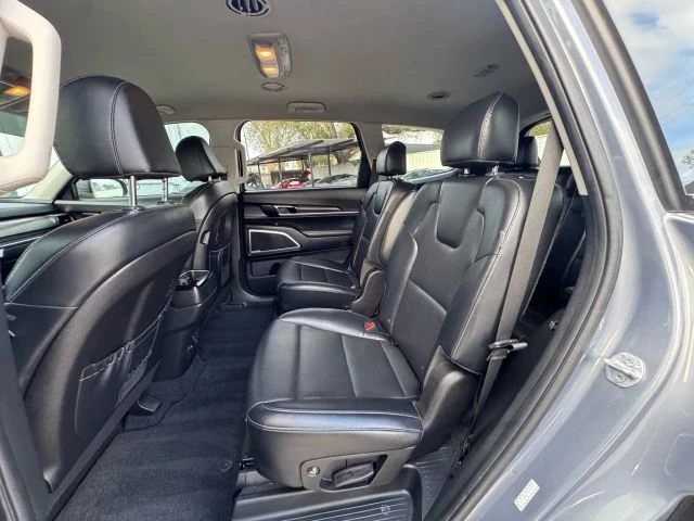 2023 Kia Telluride - Image 15 of 21
