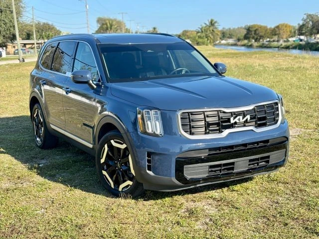 2023 Kia Telluride - Image 3 of 21