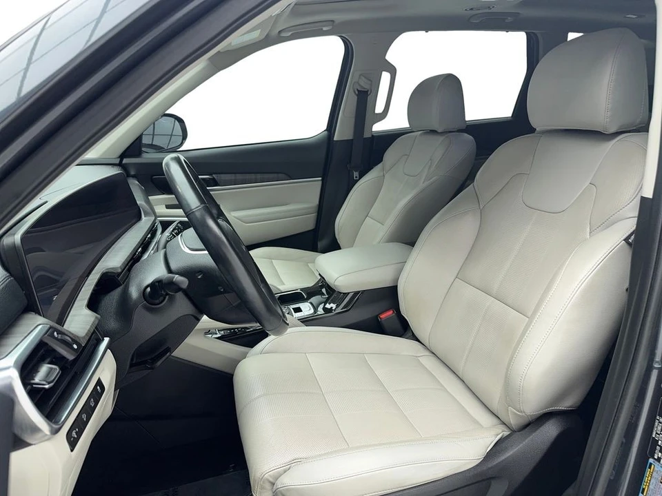 2023 Kia Telluride - Image 13 of 21