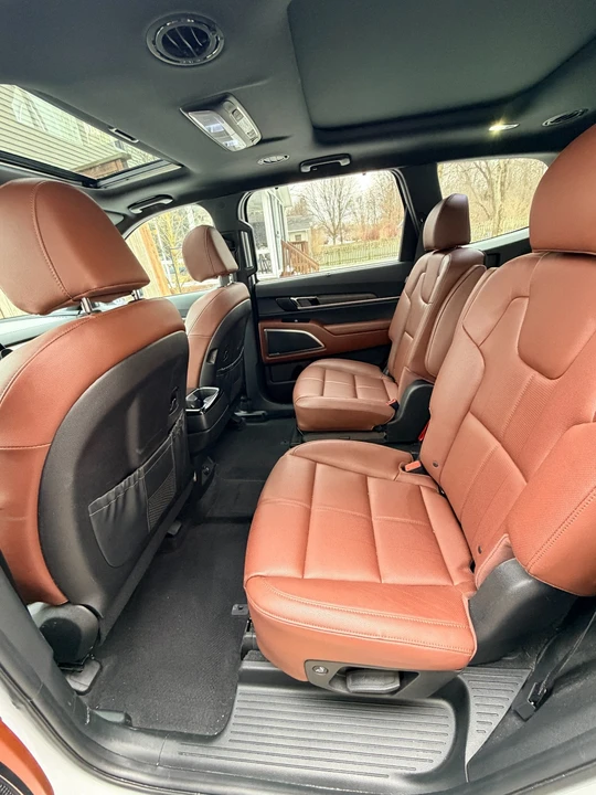2023 Kia Telluride - Image 11 of 13