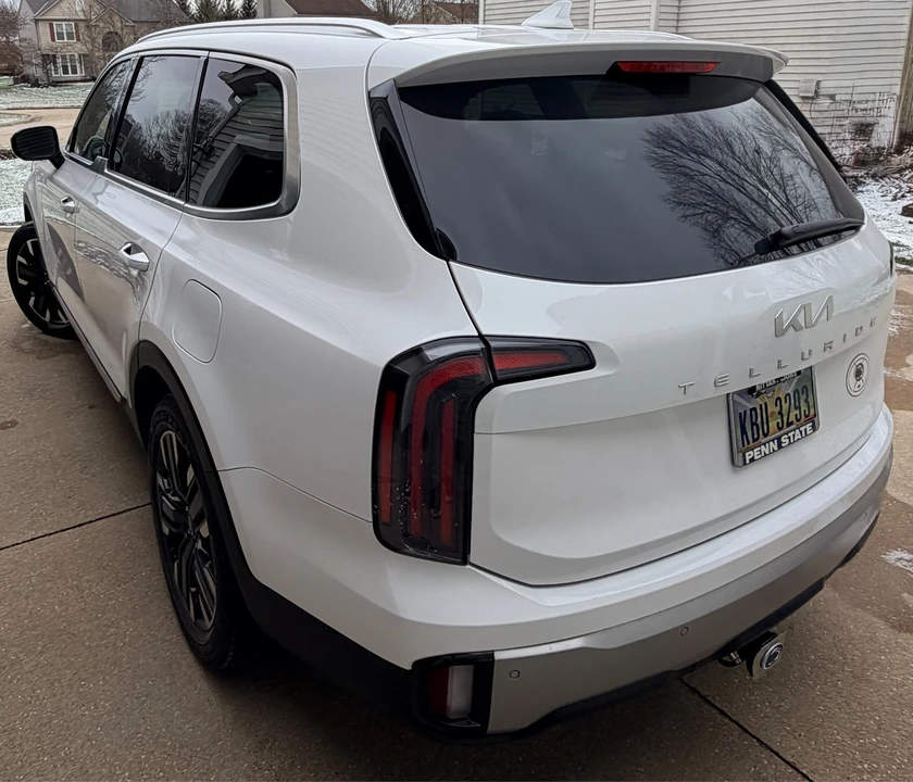 2023 Kia Telluride - Image 2 of 13