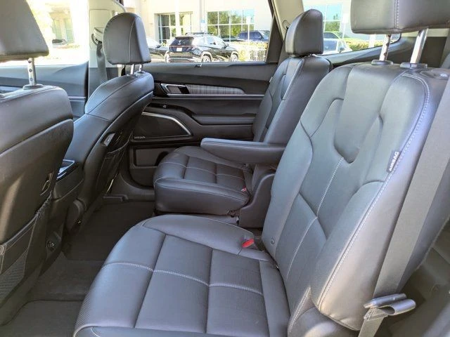2023 Kia Telluride - Image 18 of 21