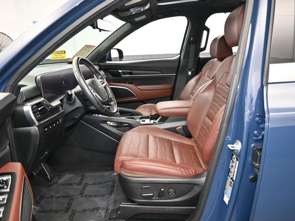 2023 Kia Telluride - Image 11 of 12