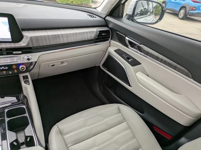 2023 Kia Telluride - Image 13 of 21