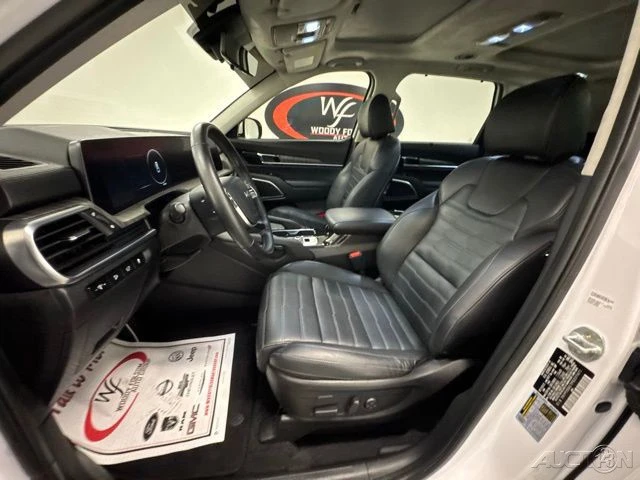 2023 Kia Telluride - Image 17 of 20