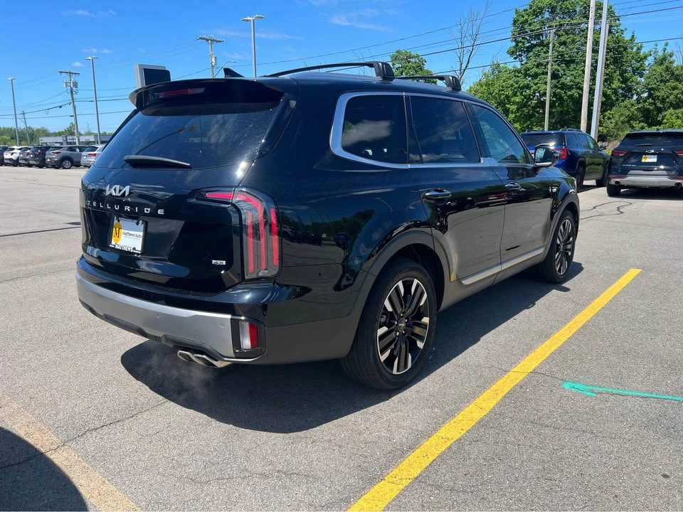 2023 Kia Telluride - Image 2 of 16