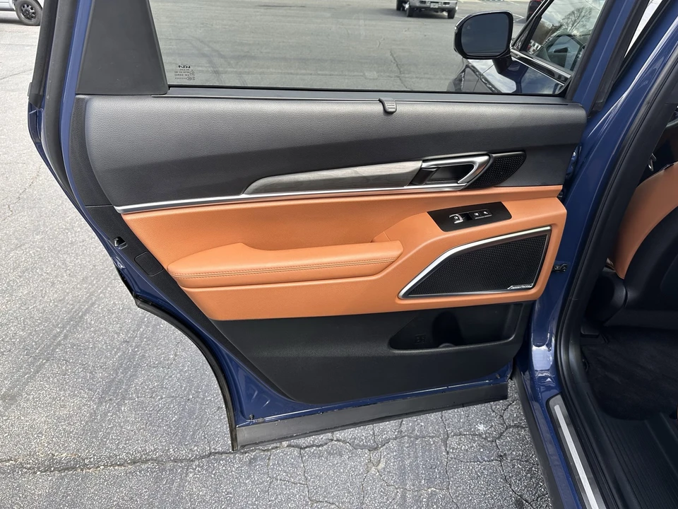 2023 Kia Telluride - Image 11 of 12