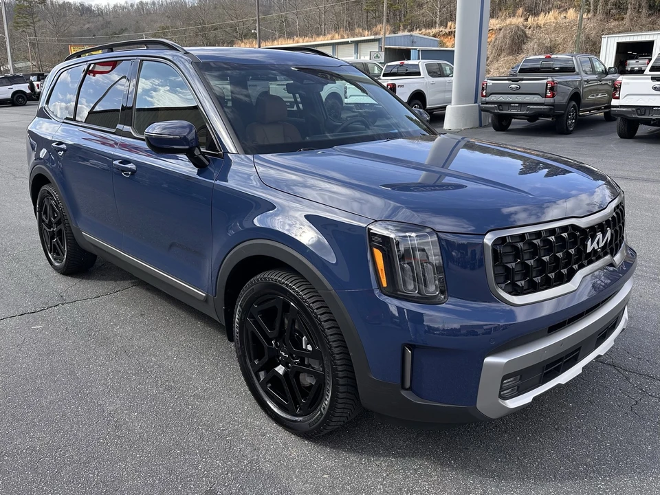 2023 Kia Telluride - Image 4 of 21
