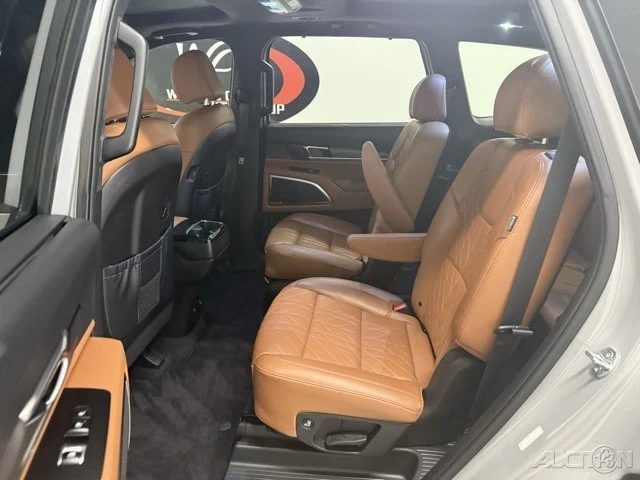 2023 Kia Telluride - Image 14 of 21